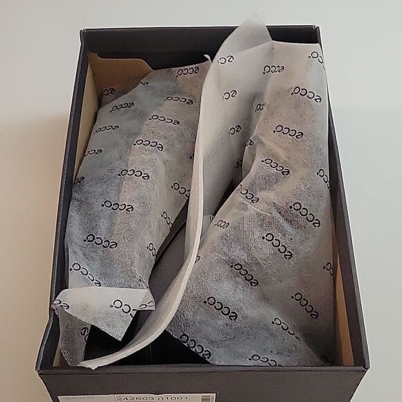 $170 ECCO LEATHER NO SLIP COMFORT CAREER FLIGHT ATTENDANT HEELS 41 10 10.5 NEW - Picture 11 of 12